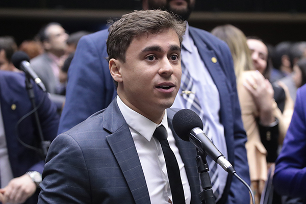 Homenagem foi pedida pelo deputado federal Nikolas Ferreira (PL-MG)