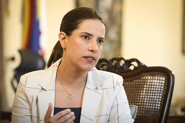 Governadora de Pernambuco, Raquel Lyra, deve migrar do PSDB para o PSD Governadora de Pernambuco, Raquel Lyra, deve migrar do PSDB para o PSD