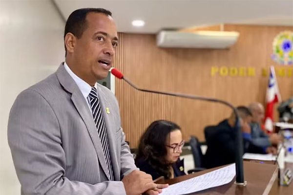 O presidente da Câmara de Vereadores da cidade de Tucano, Rodrigo Cavalcante dos Reis O presidente da Câmara de Vereadores da cidade de Tucano, Rodrigo Cavalcante dos Reis