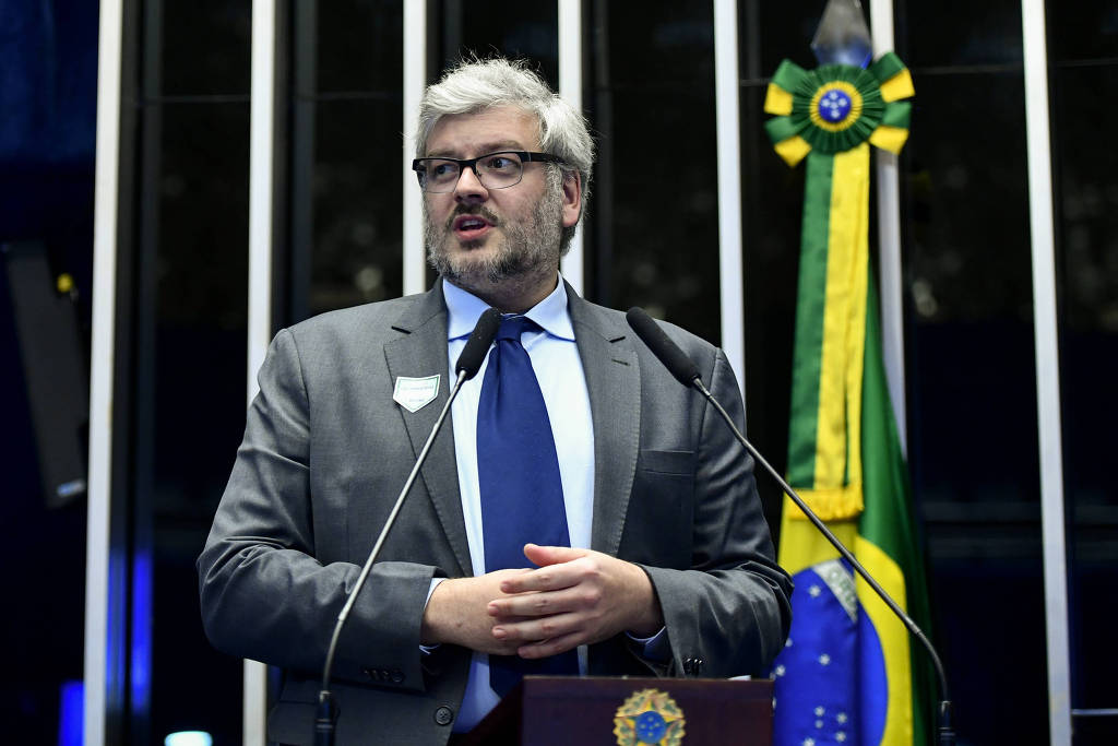 Rodrigo Terra, presidente da Abragames, discursa em sessão que discutiu o Marco Legal dos Games no Senado Rodrigo Terra, presidente da Abragames, discursa em sessão que discutiu o Marco Legal dos Games no Senado