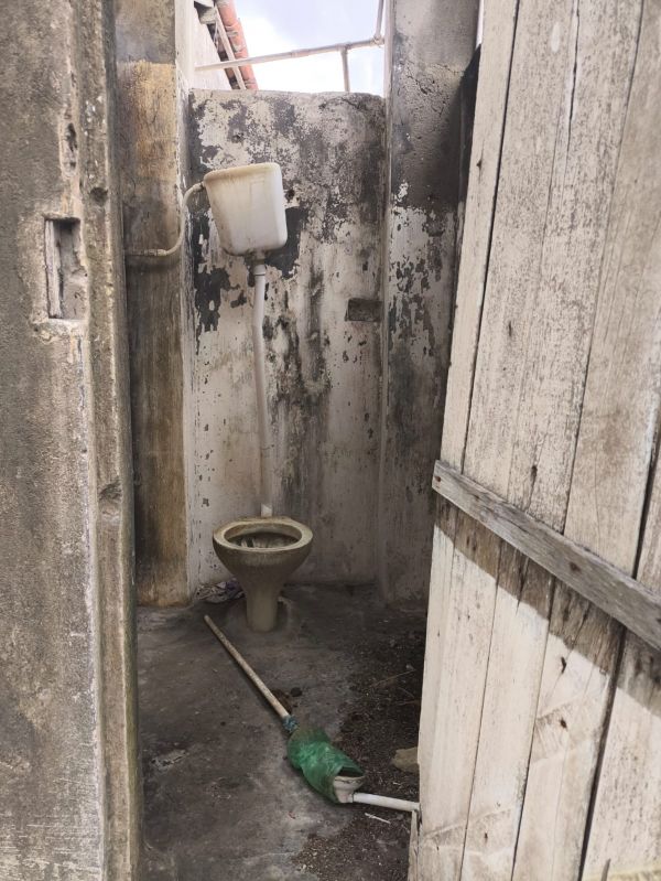 As vítimas tiveram suas atividades suspensas imediatamente e aguardam o pagamento das verbas rescisórias