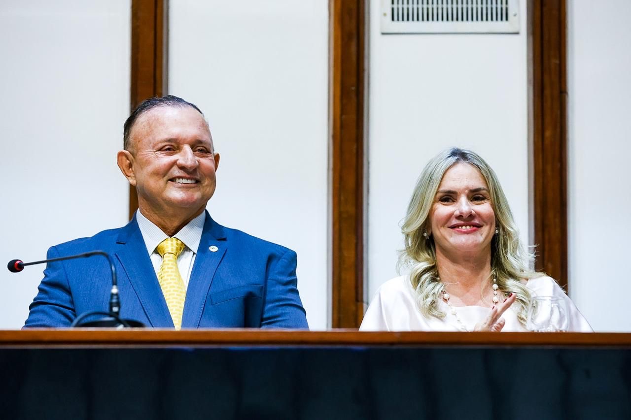 Adolfo Menezes e Ivana Bastos