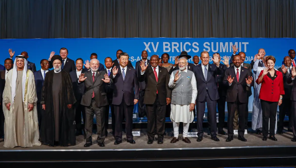  Trump fala em "morte" do Brics após ameaçar países com tarifas