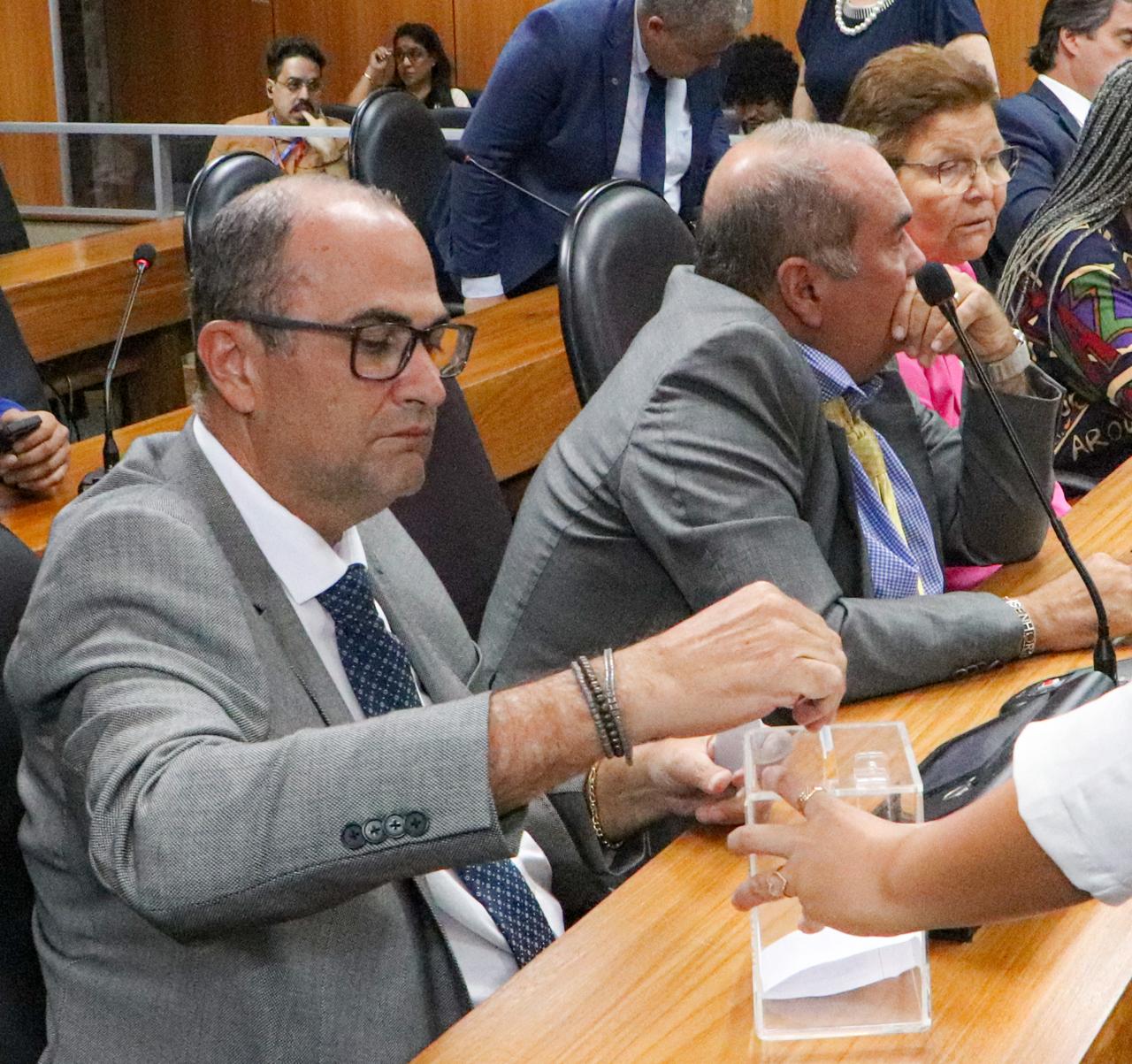 O deputado Hassan