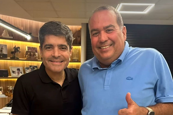 ACM Neto e o deputado estadual Sandro Régis (União Brasil) ACM Neto e o deputado estadual Sandro Régis (União Brasil)