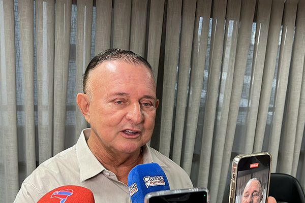 O presidente da Assembleia Legislativa da Bahia, Adolfo Menezes (PSD)