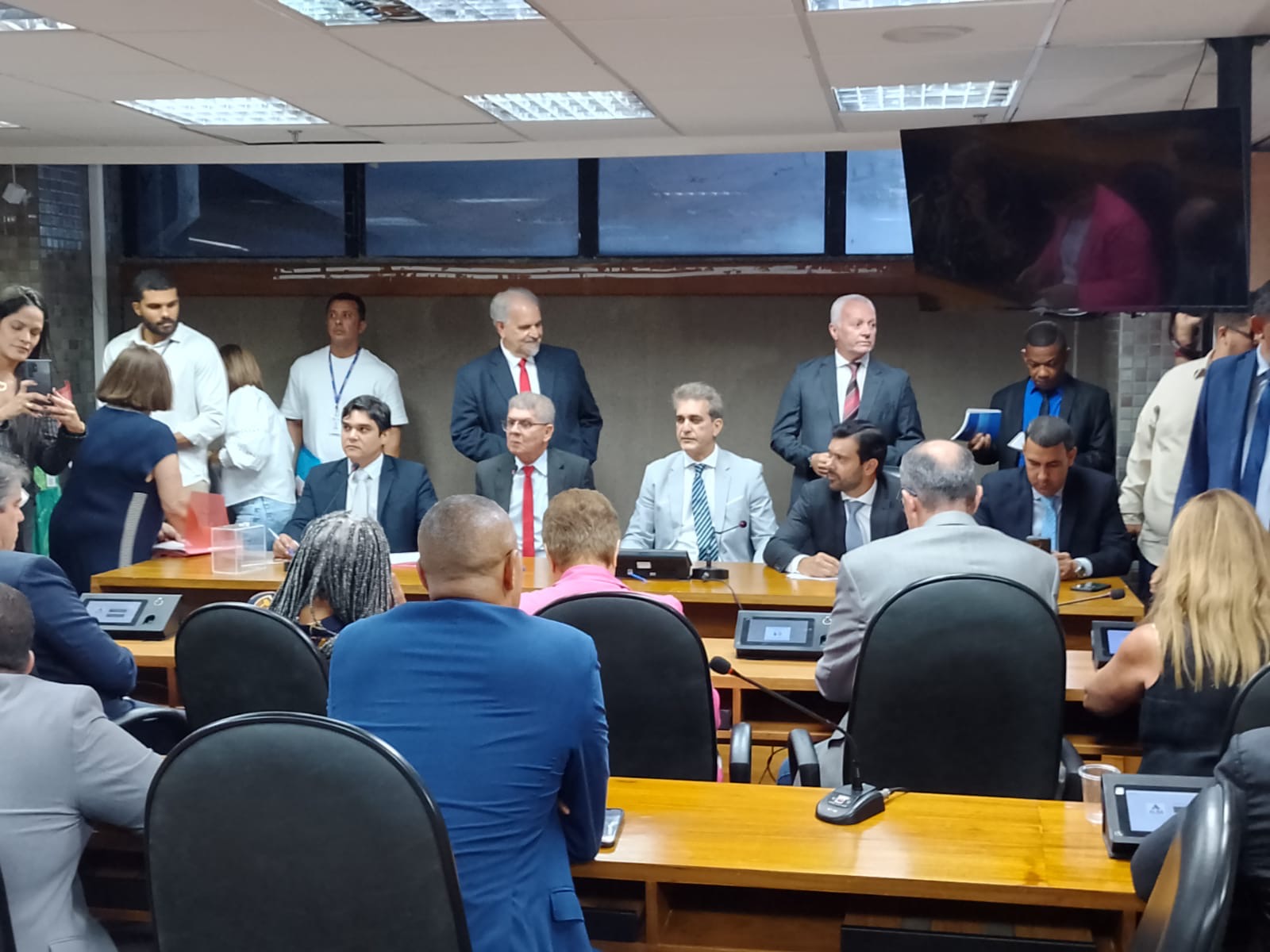 A justificativa para o esvaziamento é a falta de quórum A justificativa para o esvaziamento é a falta de quórum