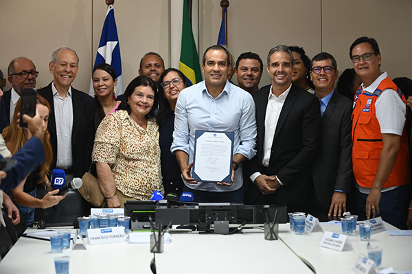 Bruno Reis empossa o novo secretário de Inovação e Tecnologia, Alberto Braga