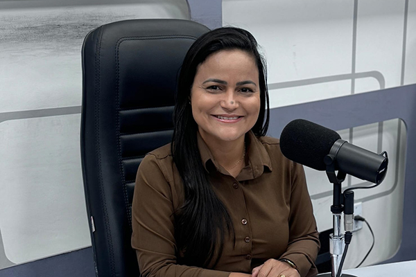 Débora Régis Débora Régis