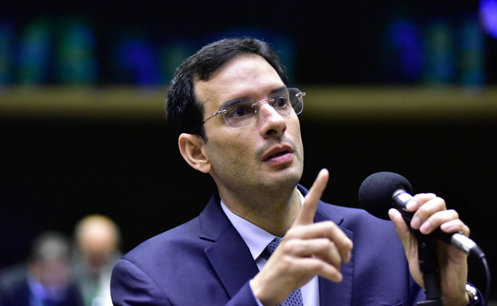 Deputado enviou indicativo ao governo do estado pedindo diminuição da alíquota de itens essenciais