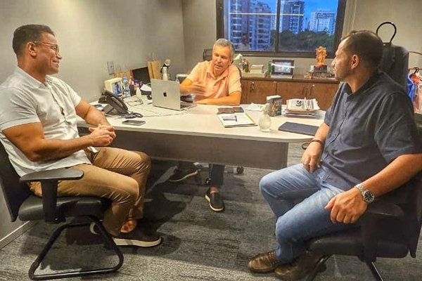 O secretário da Agricultura, Recursos Hídricos e Desenvolvimento Rural de Feira de Santana, Silvaney Araújo (PDT), pediu apoio ao deputado federal Félix Mendonça Júnior (PDT) 