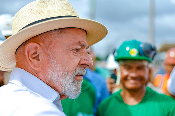 O presidente Lula (PT) em visita às obras do Parque da Cidade, espaço que sediará a programação da COP30 