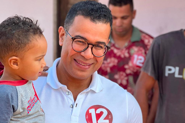 O coordenador do movimento municipalista do PDT da Bahia, ex-prefeito de Araci Silva Neto