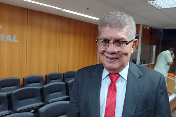O presidente da Comissão de Finanças, Orçamento, Fiscalização e Controle da Assembleia Legislativa da Bahia, deputado estadual Zé Raimundo (PT) O presidente da Comissão de Finanças, Orçamento, Fiscalização e Controle da Assembleia Legislativa da Bahia, deputado estadual Zé Raimundo (PT)