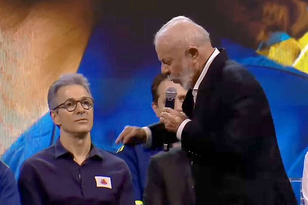 O presidente Lula discursa em frente ao governador de Minas Gerais, Romeu Zema (Novo), na cerimônia de expansão da produção de aço em Minas Gerais O presidente Lula discursa em frente ao governador de Minas Gerais, Romeu Zema (Novo), na cerimônia de expansão da produção de aço em Minas Gerais