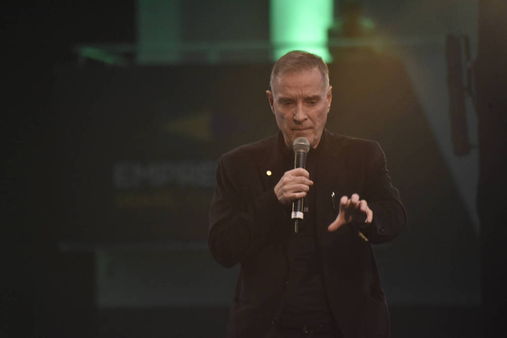 O empresário Eike Batista durante evento com investidores O empresário Eike Batista durante evento com investidores
