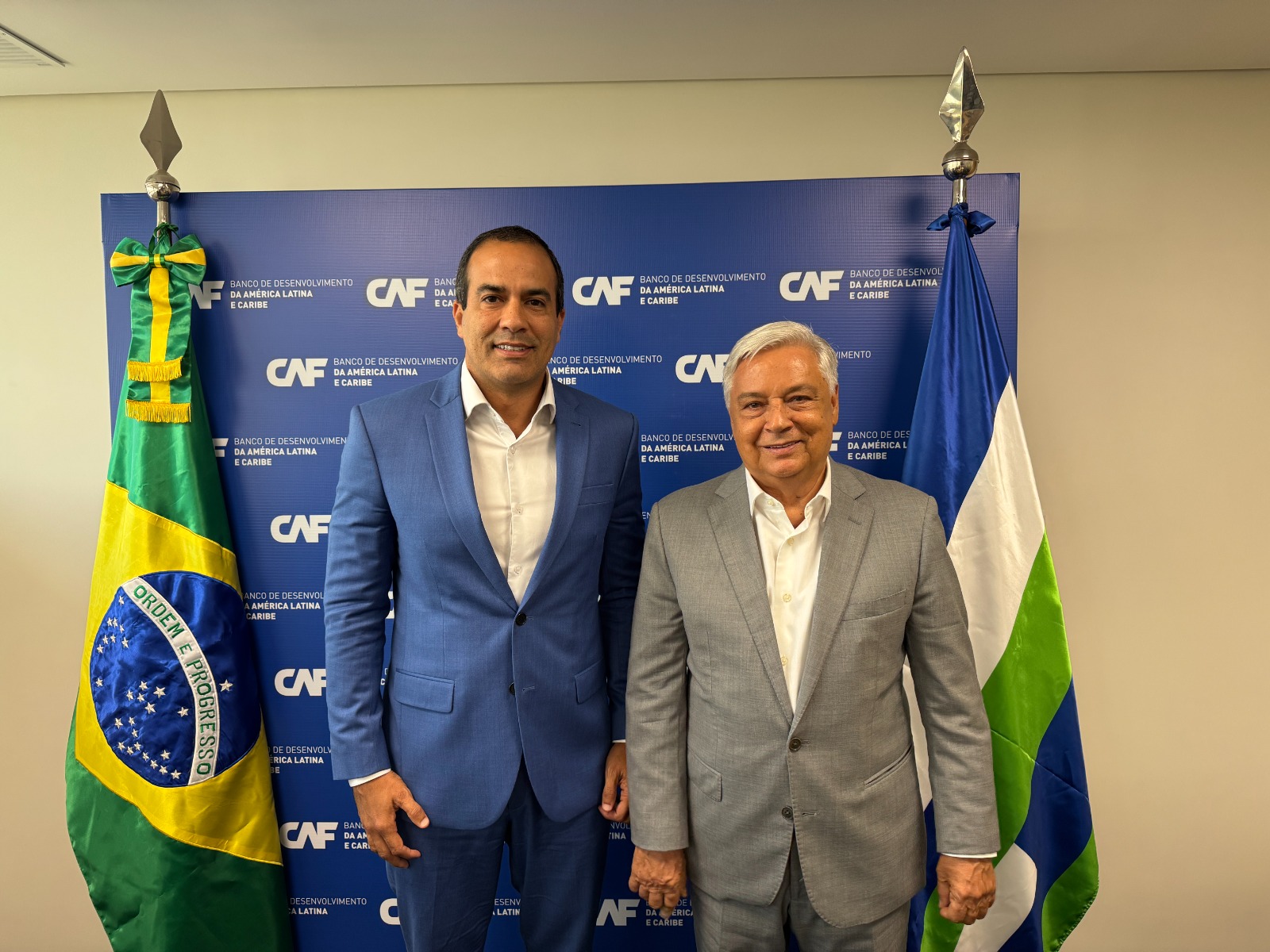 O prefeito de Salvador, Bruno Reis e o secretário da Casa Civil, Luiz Carreira