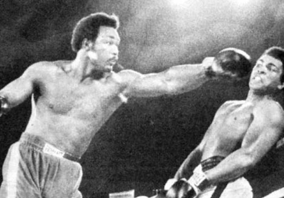 George Foreman, lenda do boxe, morre aos 76 anos George Foreman, lenda do boxe, morre aos 76 anos