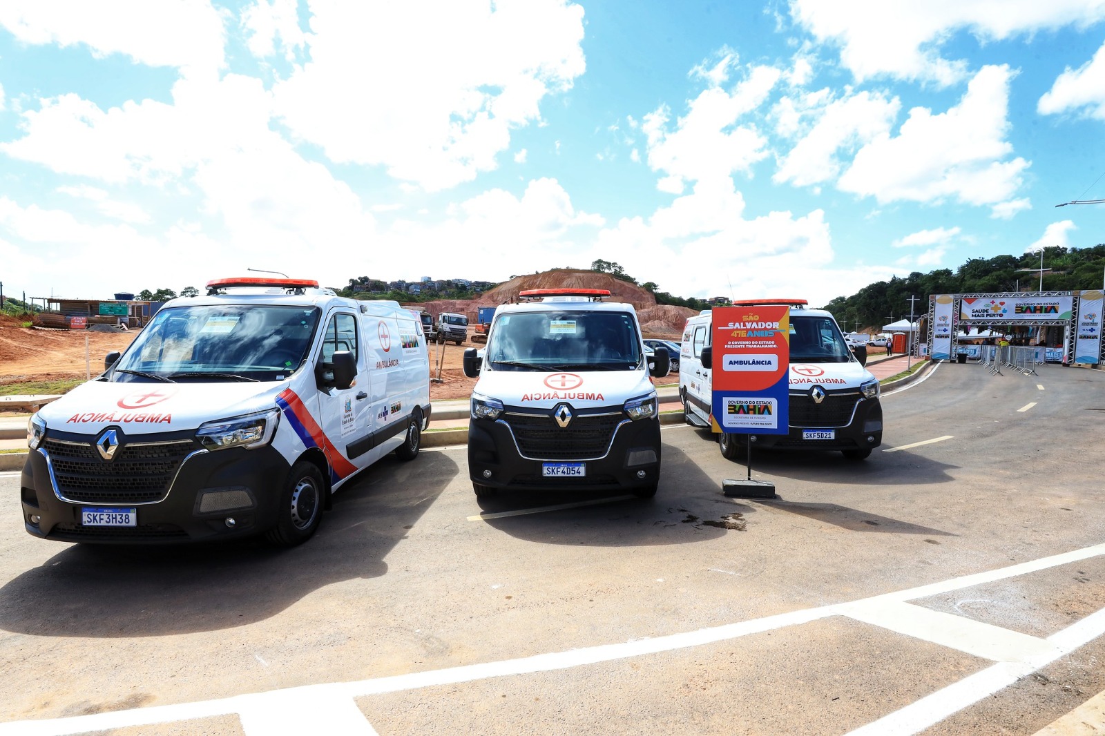 Dentre os serviços prestados são oferecidos exames laboratoriais, ultrassonografia, eletrocardiograma, preventivo, tratamento odontológico e oftalmológico