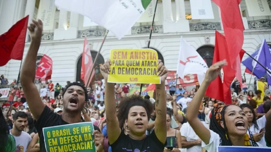 Ato contra anistia pelos ataques do 8 de janeiro