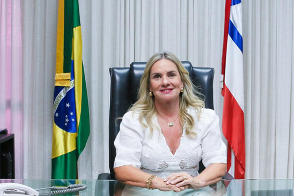 Ivana Bastos Ivana Bastos