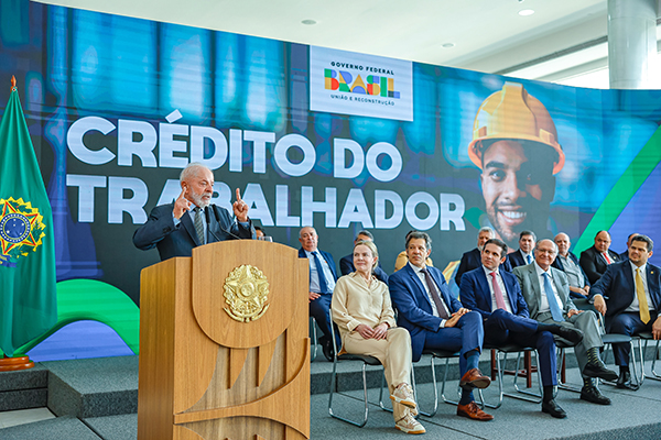 O presidente Lula participa de evento ao lado de Gleisi Hoffmann (Relações Institucionais) O presidente Lula participa de evento ao lado de Gleisi Hoffmann (Relações Institucionais)