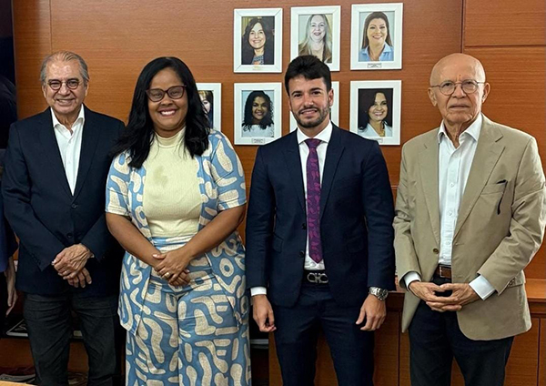 A  secretária municipal de Políticas para Mulheres, Infância e Juventude, Fernanda Lordello, representou a Prefeitura no evento
