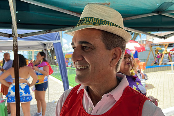 O deputado estadual Robinson Almeida O deputado estadual Robinson Almeida