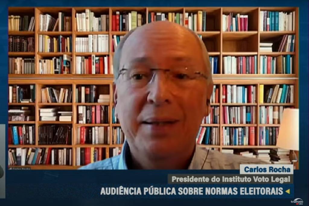 O presidente do Instituto Voto Legal, Carlos Rocha, durante audiência pública na CCJ do Senado nesta quinta-feira (24) 
