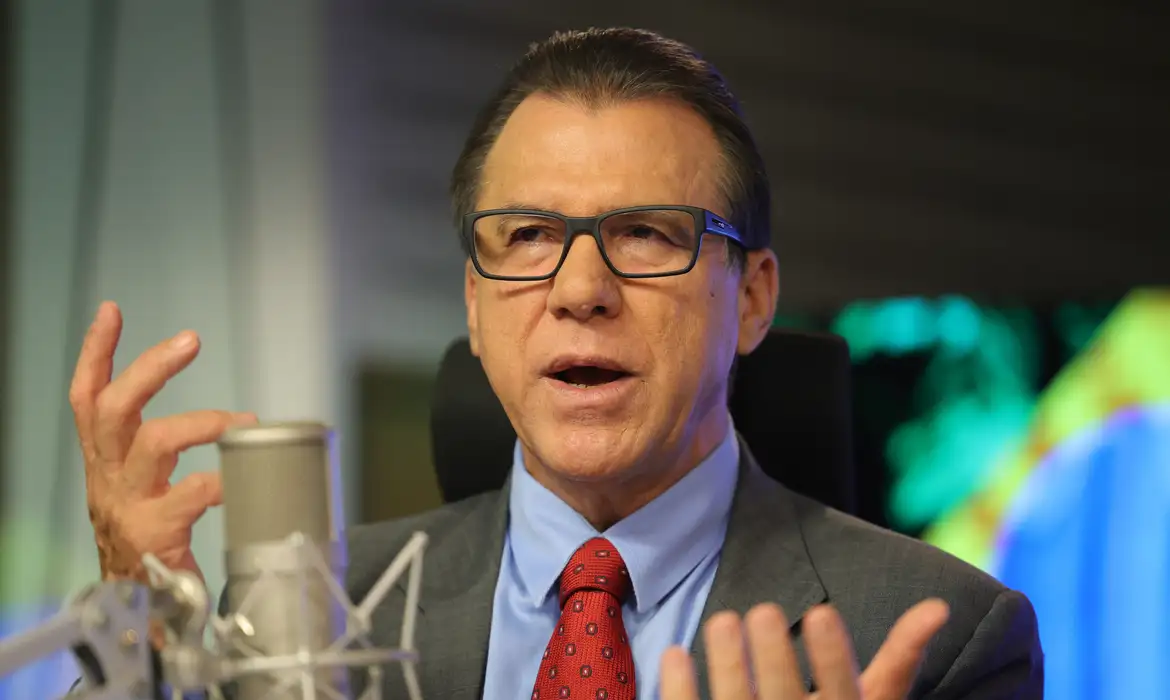 O ministro do Trabalho e Emprego, Luiz Marinho