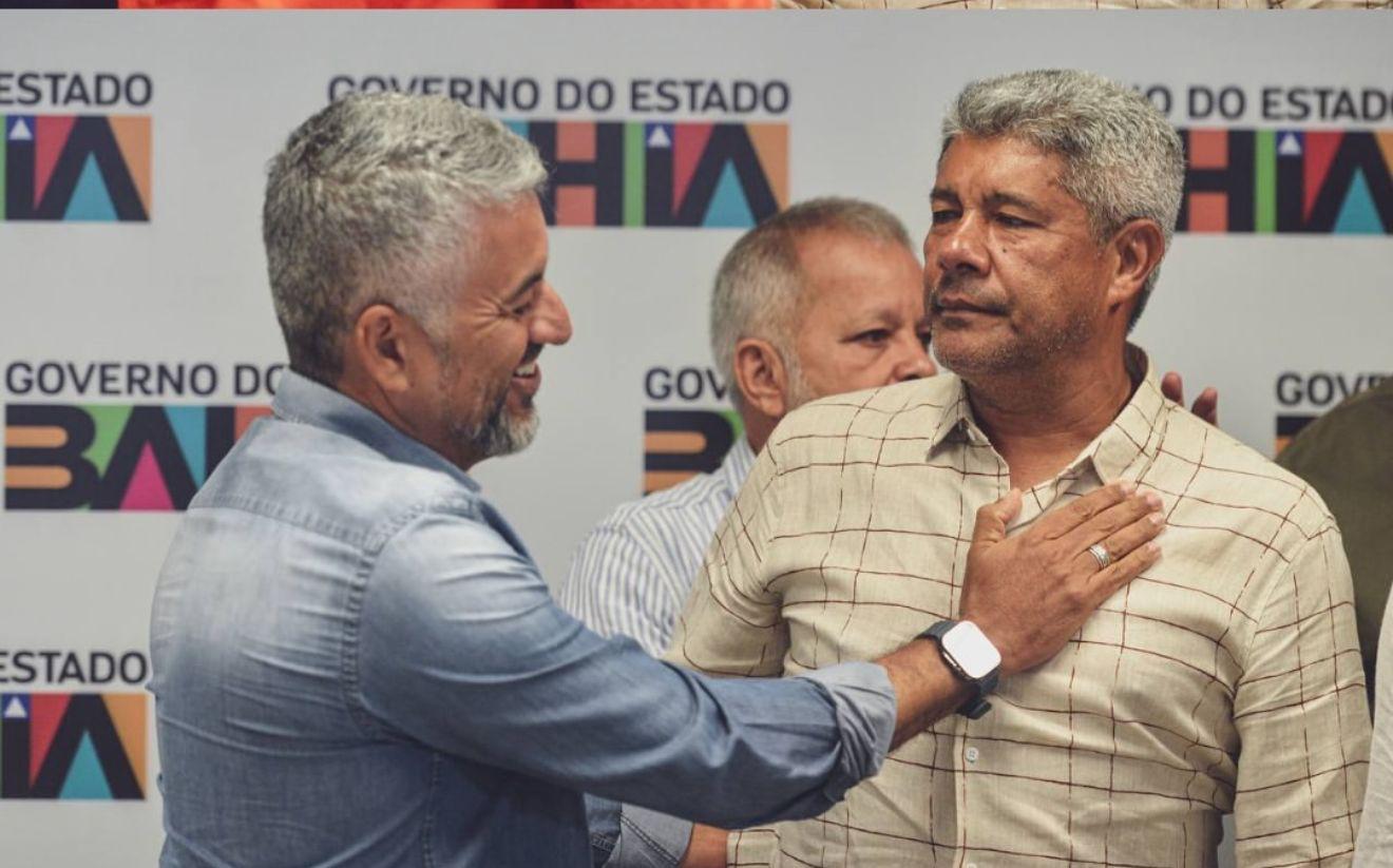 O ex-prefeito de Irecê, Elmo Vaz e o o governador da Bahia, Jerônimo Rodrigues O ex-prefeito de Irecê, Elmo Vaz e o o governador da Bahia, Jerônimo Rodrigues