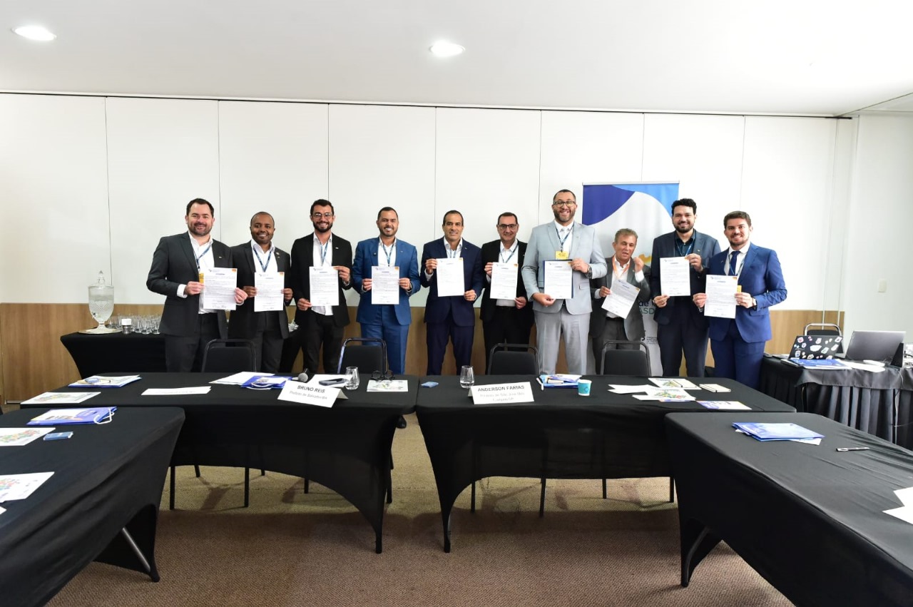 A cerimônia aconteceu nesta segunda-feira (7), durante a 87ª Reunião Geral da FNP, em Brasília