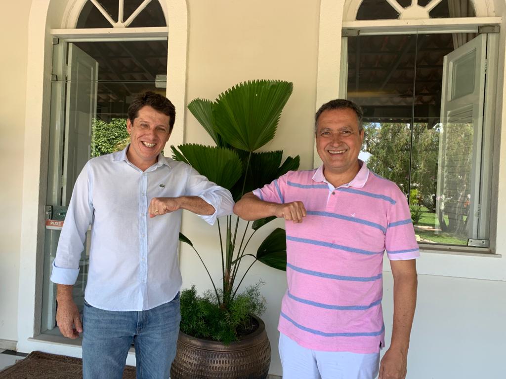O ministro da Casa Civil, Rui Costa (PT) e o prefeito de Jequié, Zé Cocá (PP)