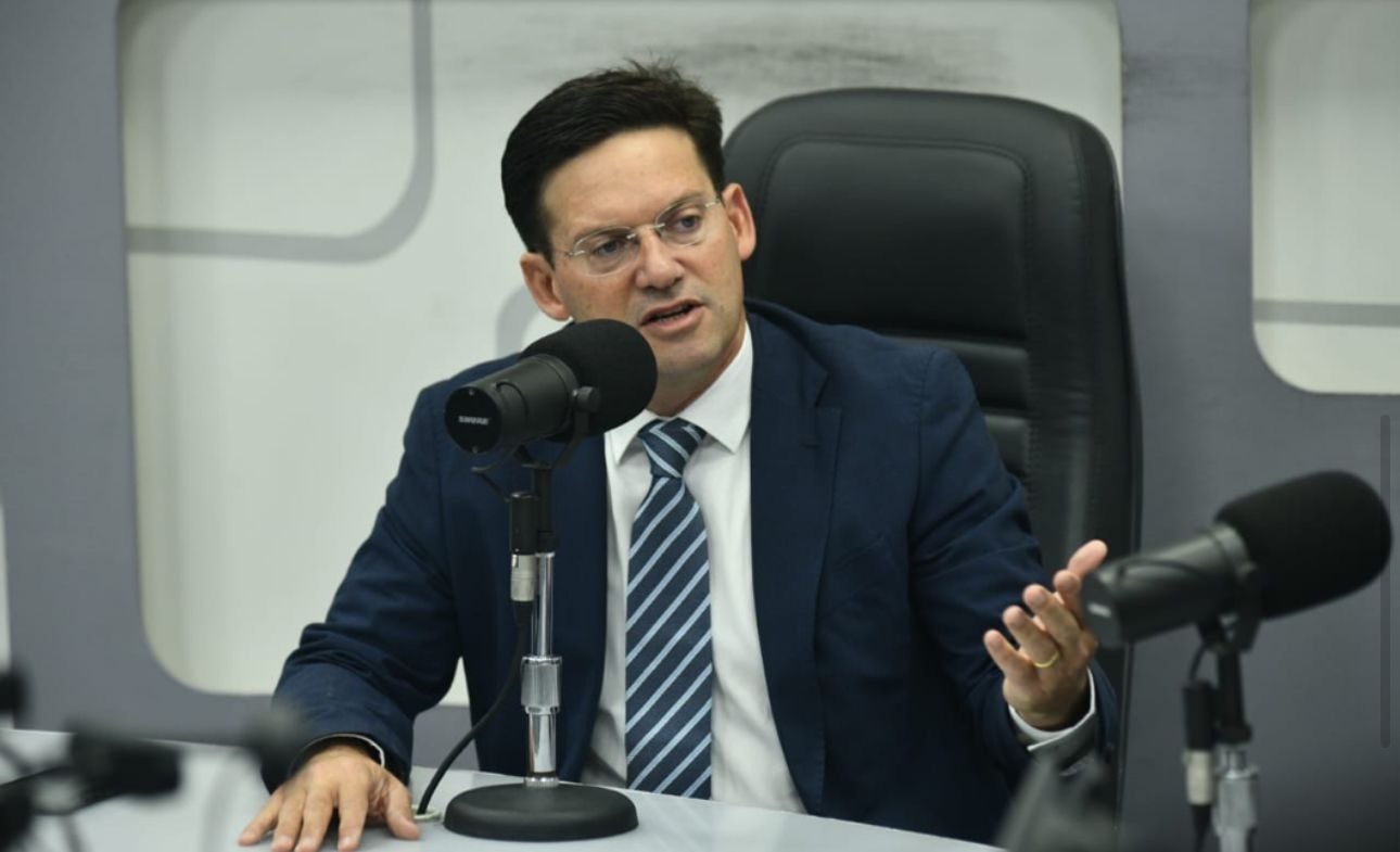 João Roma acusa o PT da Bahia de utilizar a política do ‘toma lá, dá cá’ para atrair prefeitos para sua base 