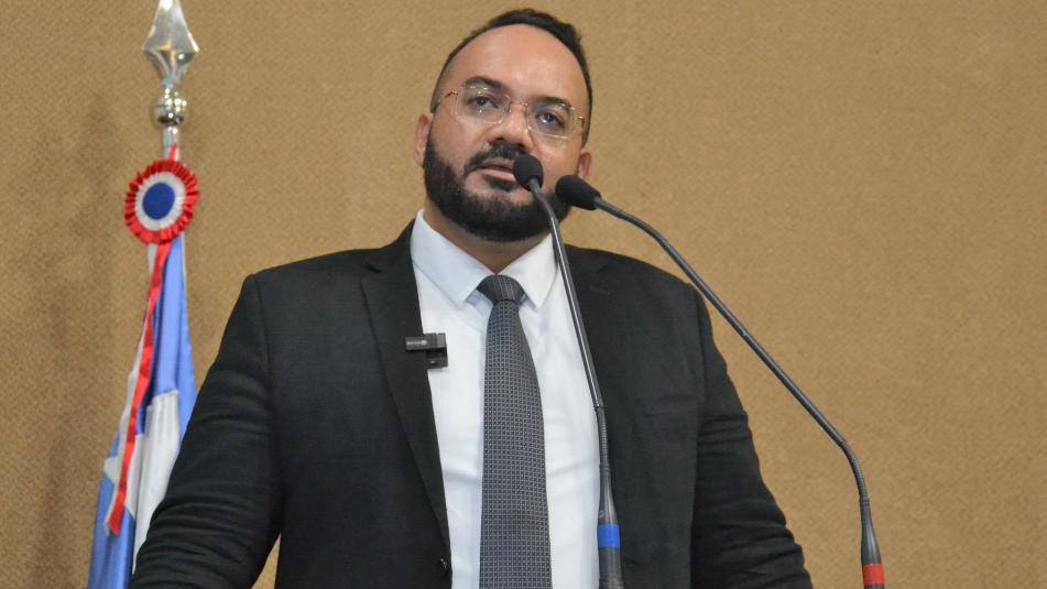 O deputado estadual Leandro de Jesus (PL)