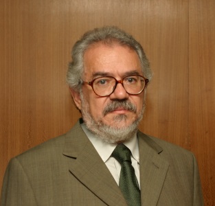 Desembargador Alcino de Felizona Soares Desembargador Alcino de Felizona Soares