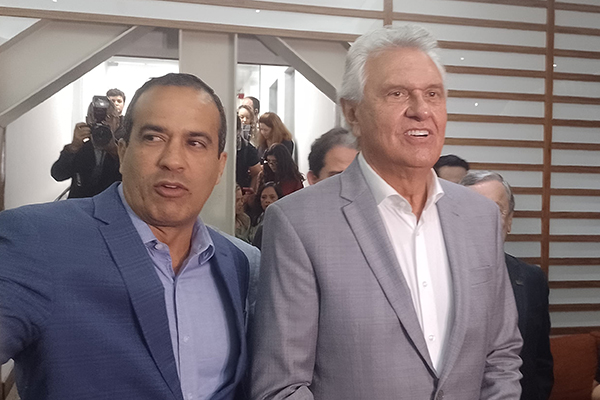 O prefeito Bruno Reis (União Brasil) com o governador de Goiás, Ronaldo Caiado (União Brasil) O prefeito Bruno Reis (União Brasil) com o governador de Goiás, Ronaldo Caiado (União Brasil)