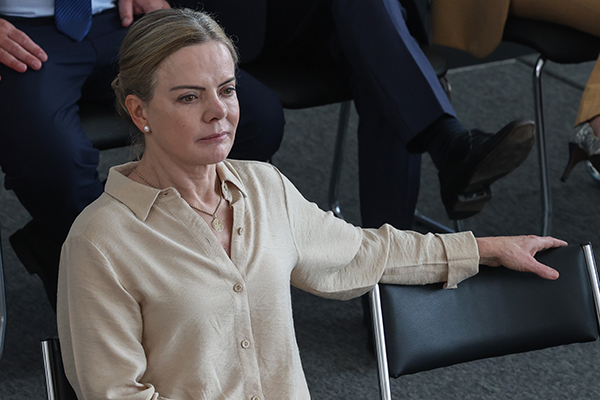 A ministra Gleisi Hoffmann (Relações Institucionais) A ministra Gleisi Hoffmann (Relações Institucionais)