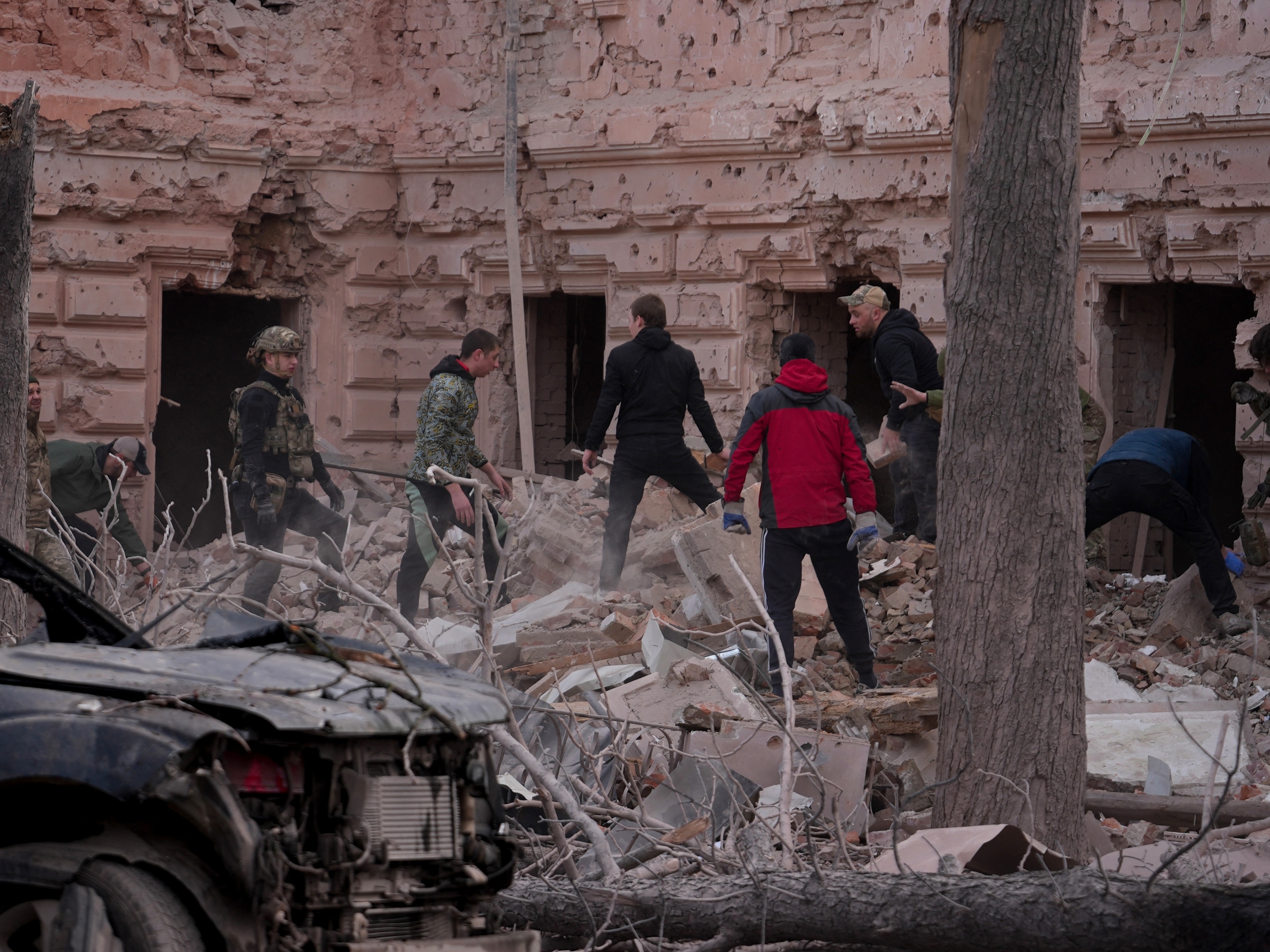 Ao menos dois mísseis balísticos Iskander-M foram lançados contra a cidade