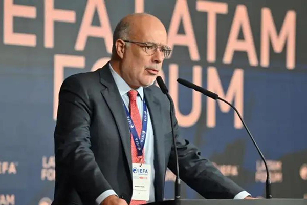 O diretor do Departamento do Hemisfério Ocidental do FMI (Fundo Monetário Internacional), Rodrigo Valdés