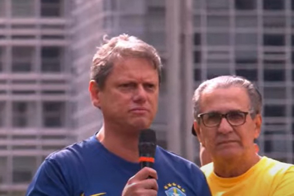 O governador de São Paulo, Tarcísio de Freitas (Republicanos), confirmou presença no ato de 7/9 na avenida Paulista organizado pelo pastor Silas Malafaia O governador de São Paulo, Tarcísio de Freitas (Republicanos), confirmou presença no ato de 7/9 na avenida Paulista organizado pelo pastor Silas Malafaia
