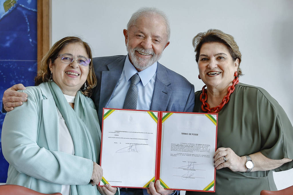 Presidente Lula durante nomeação e posse de Márcia Helena Carvalho Lopes como Ministra de Estado das Mulheres