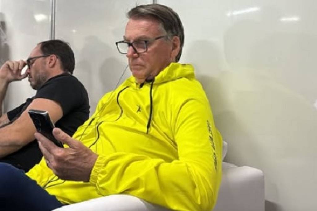 O ex-presidente Jair Bolsonaro, durante viagem ao Ceará nesta sexta-feira (30)