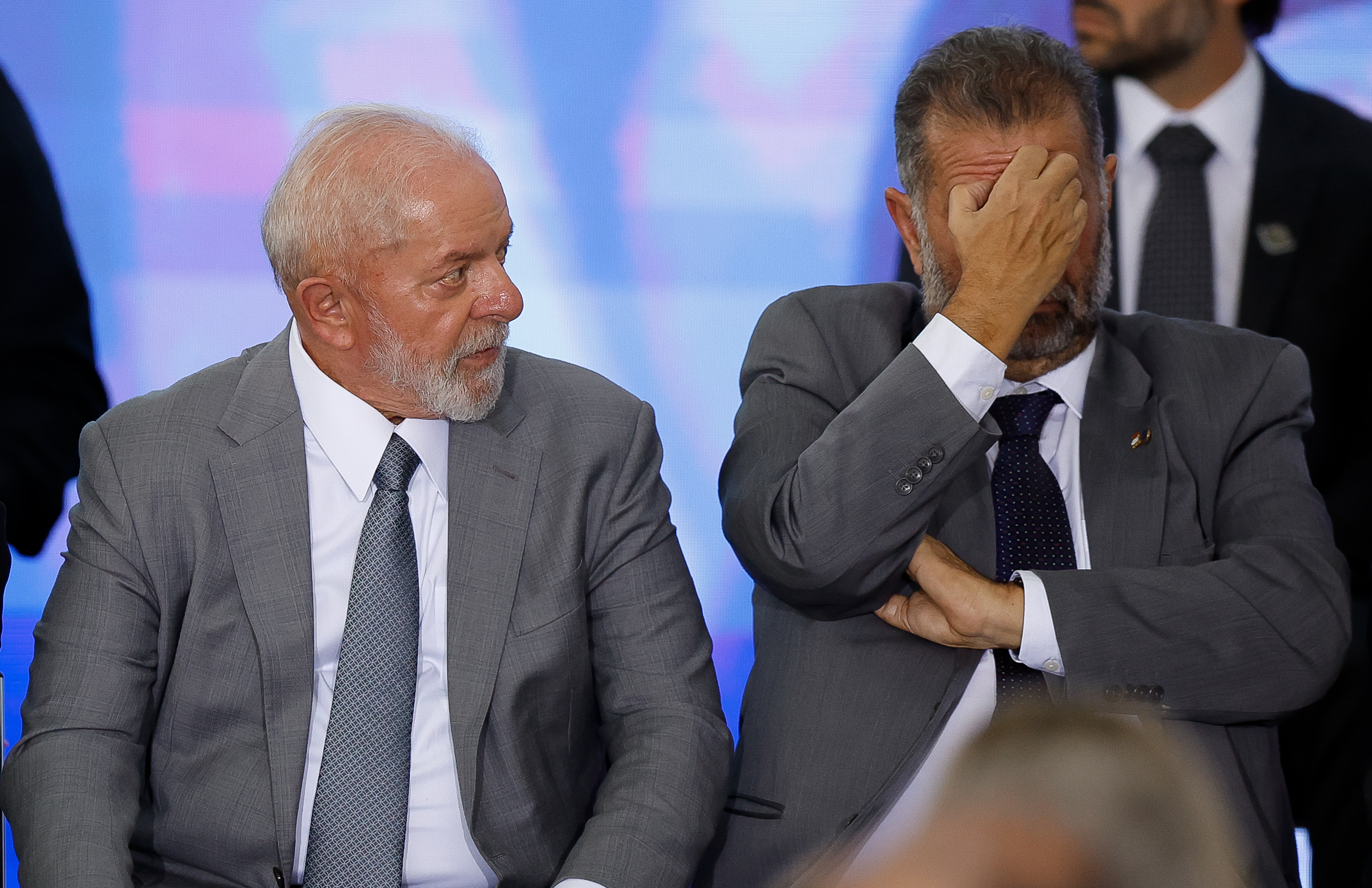 Pedetistas veem desprestígio junto ao presidente em meio à demissão de Carlos Lupi após investigações no INSS