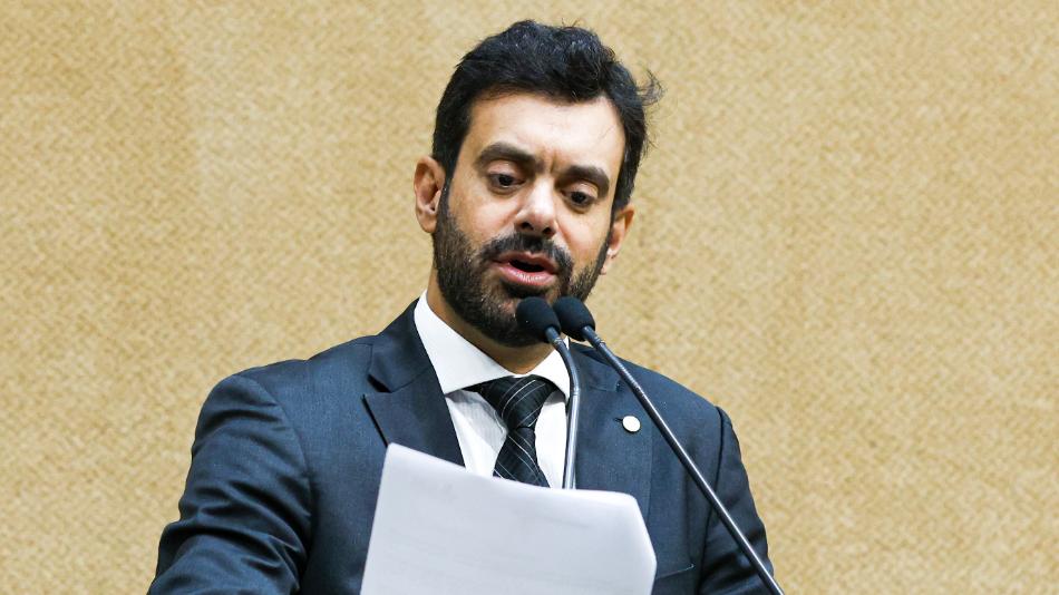 Deputado Tiago Correia (PSDB)