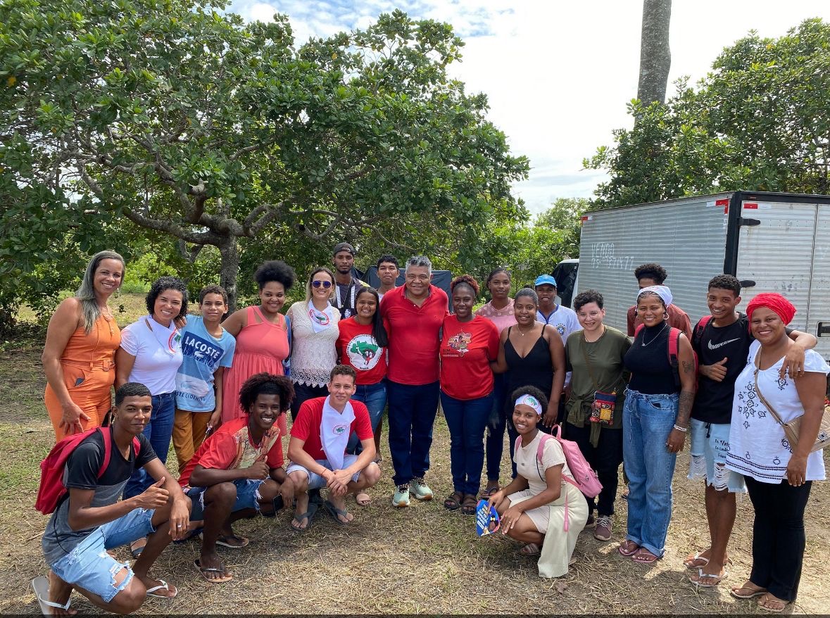 O projeto  é de autoria dos deputados petistas Valmir Assunção (BA), Patrus Ananias (MG) e outros cinco parlamentares