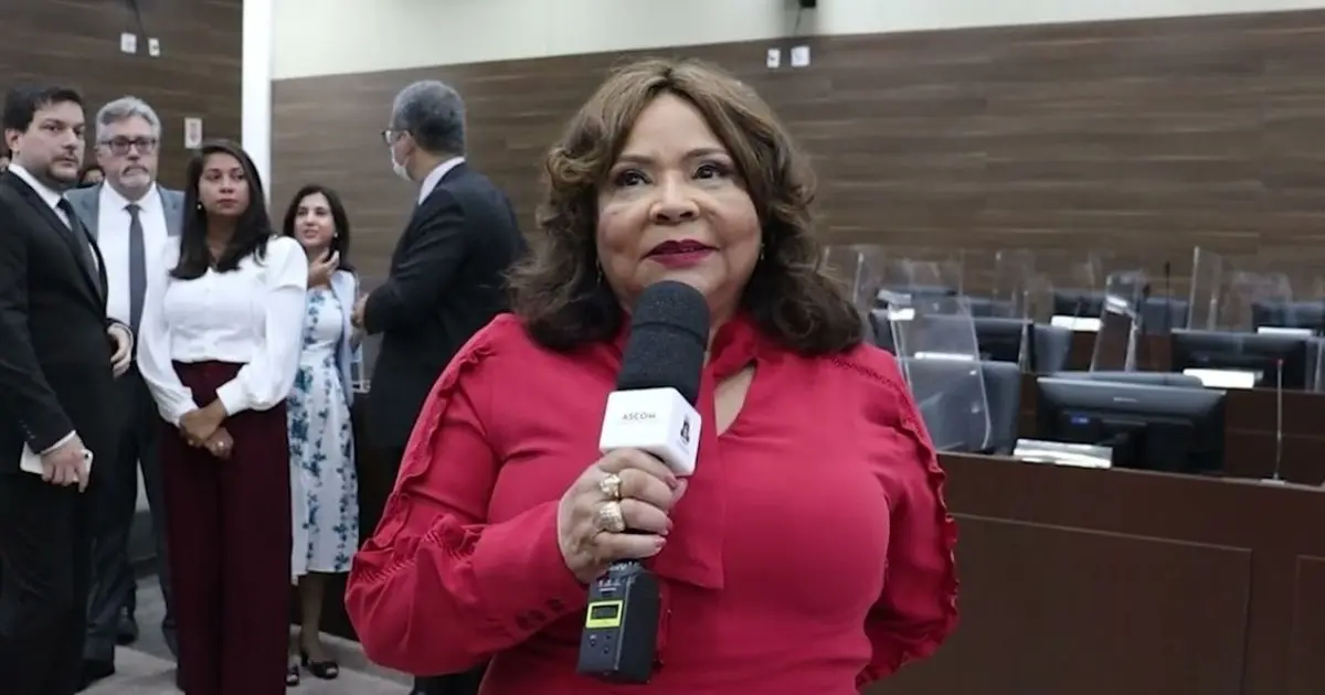 Desembargadora do Tribunal de Justiça da Bahia (TJ-BA) Cassinelza da Costa Santos Lopes