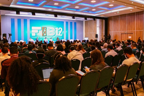 Maior evento no país sobre governança da Internet terá nesta segunda-feira (26) presença de autoridades, debates sobre Norma 4 e combate ao racismo online Maior evento no país sobre governança da Internet terá nesta segunda-feira (26) presença de autoridades, debates sobre Norma 4 e combate ao racismo online