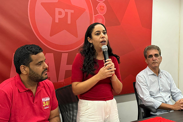 Ana Carolina é eleita presidenta do PT de Salvador