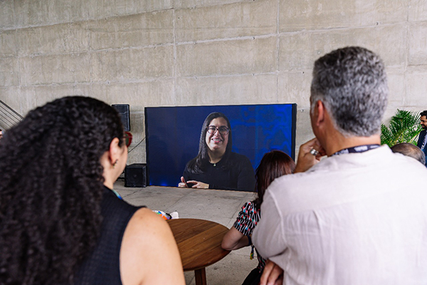 A vice-prefeita e titular da Secult, Ana Paula Matos, que enviou mensagem de vídeo aos participantes do encontro no Rio2C